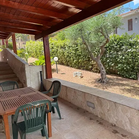 Apartmán Luci Della Murgia - *